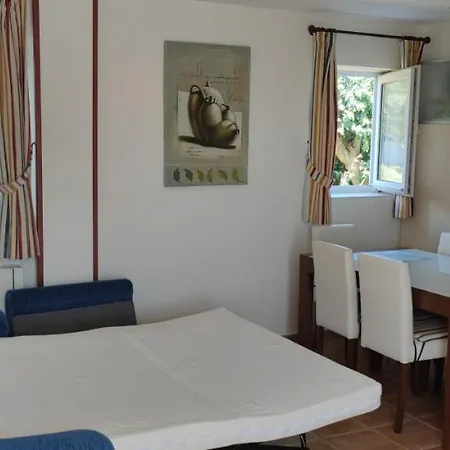Apartamento Mogrosol Lägenhet